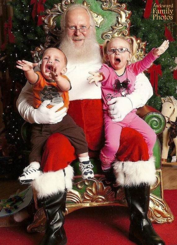 38 Hilariously Bad Family Photos That Will Make Yours Look Perfect | 22