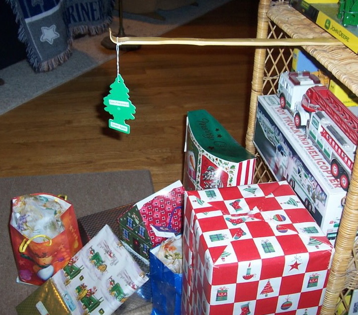 Depressingly minimalistic (but nice smelling) Christmas tree 22 Words