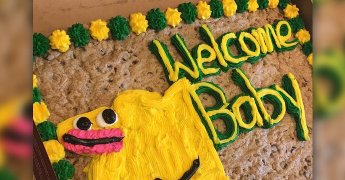 69 Of The Most Hilarious Cakes You Ve Ever Laid Eyes On 22 Words