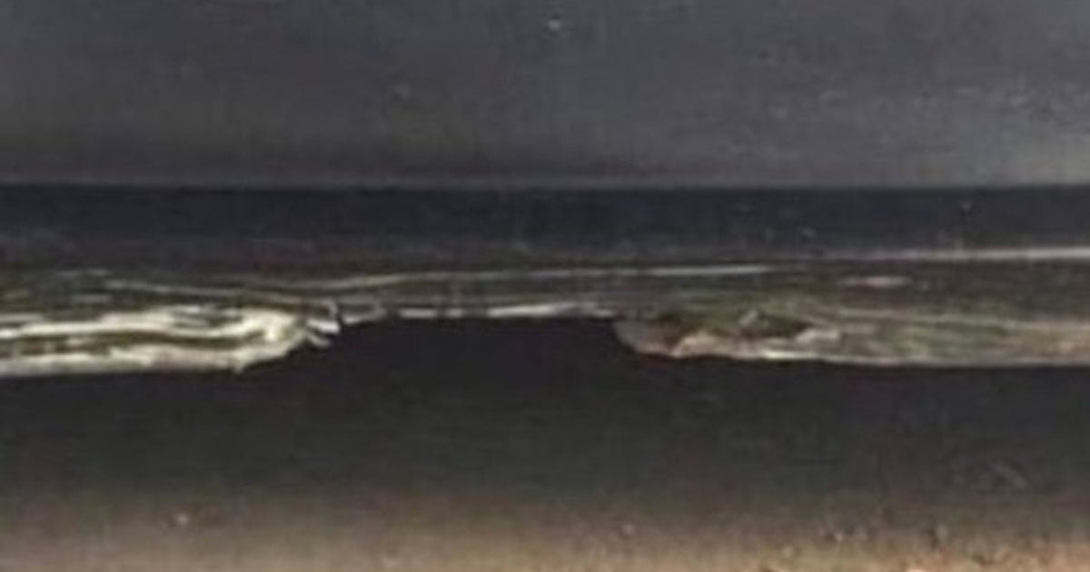 Optical Illusion on Twitter Has People Mistaking Car Door for Beach 22W
