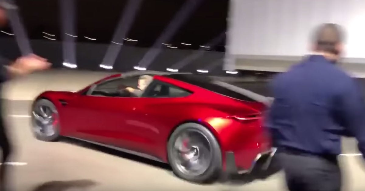 New Tesla Roadster >> New Tesla Roadster Accelerates So Quickly It Almost Looks Fake New Tesla Roadster >> New Tesla Roadster Accelerates So Quickly It Almost Looks Fake