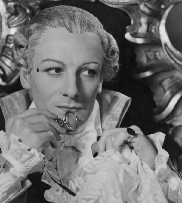 15 Celebs Who Are Emmy, Grammy, Oscar & Tony Winners | 22 Words