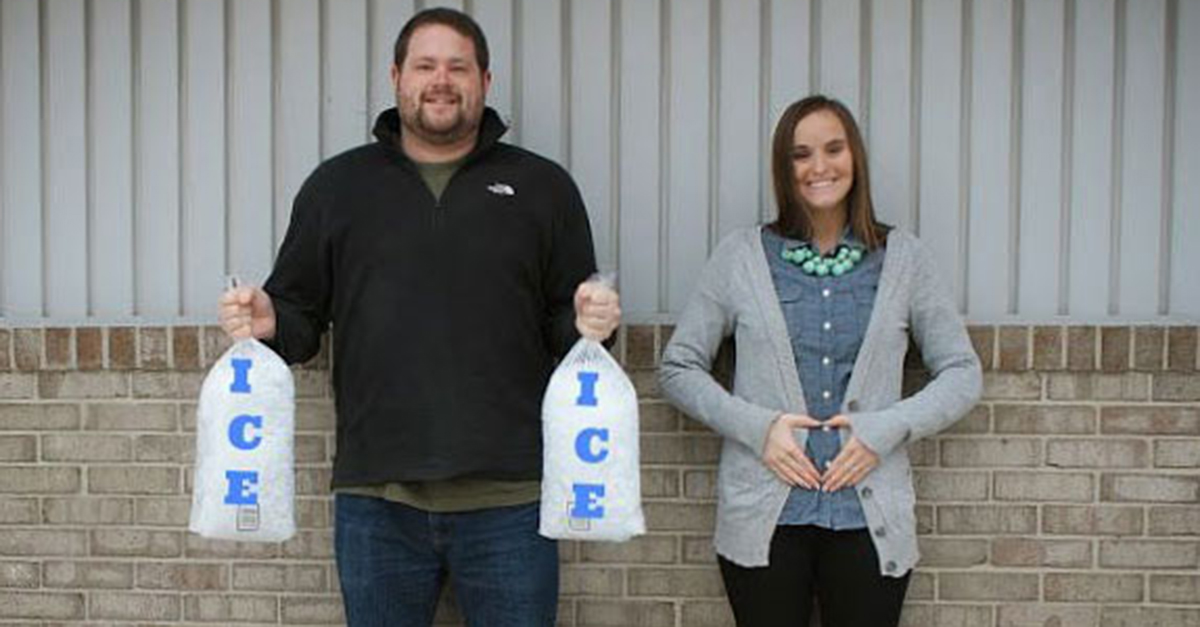 34 hilarious baby announcements